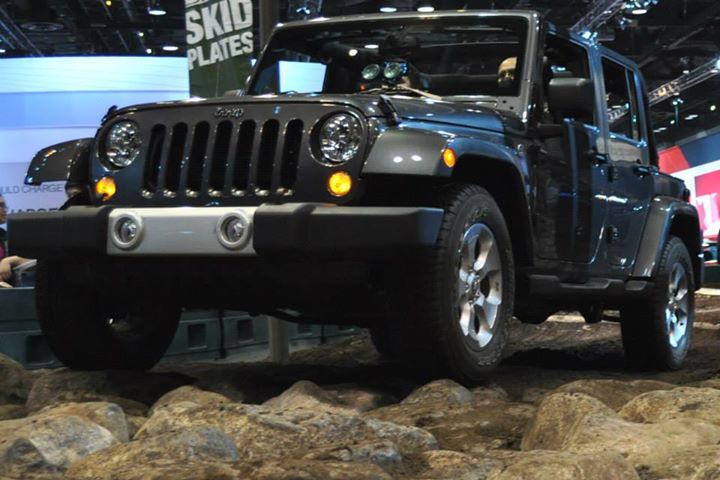 Chicago auto show jeep wrangler